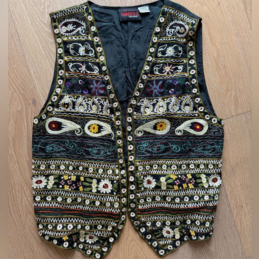 Sunbelt Sportswear embroidered vest